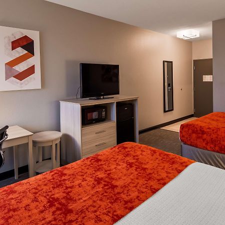 Best Western Plus New Cumberland Exterior foto