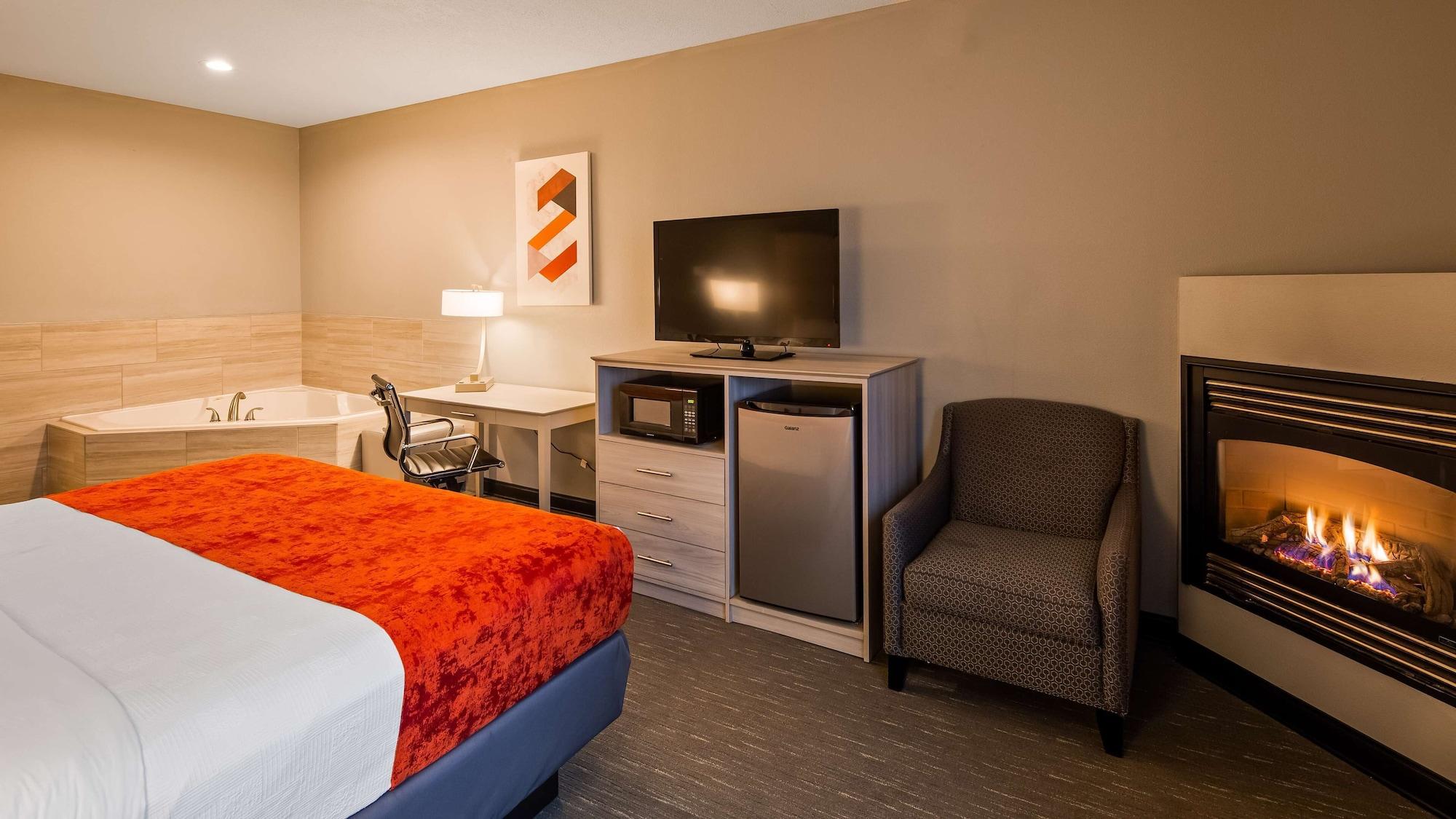 Best Western Plus New Cumberland Exterior foto