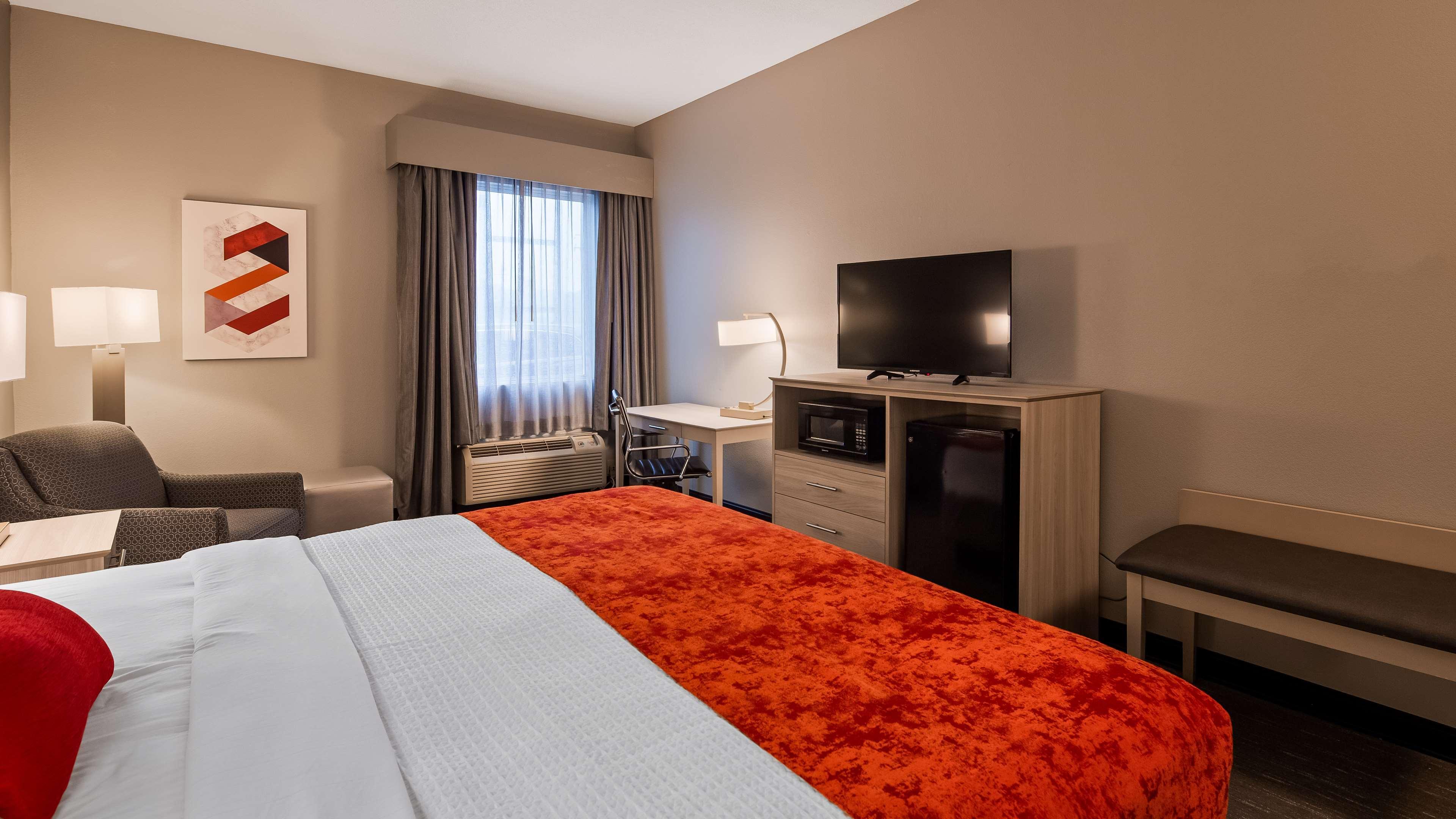Best Western Plus New Cumberland Exterior foto