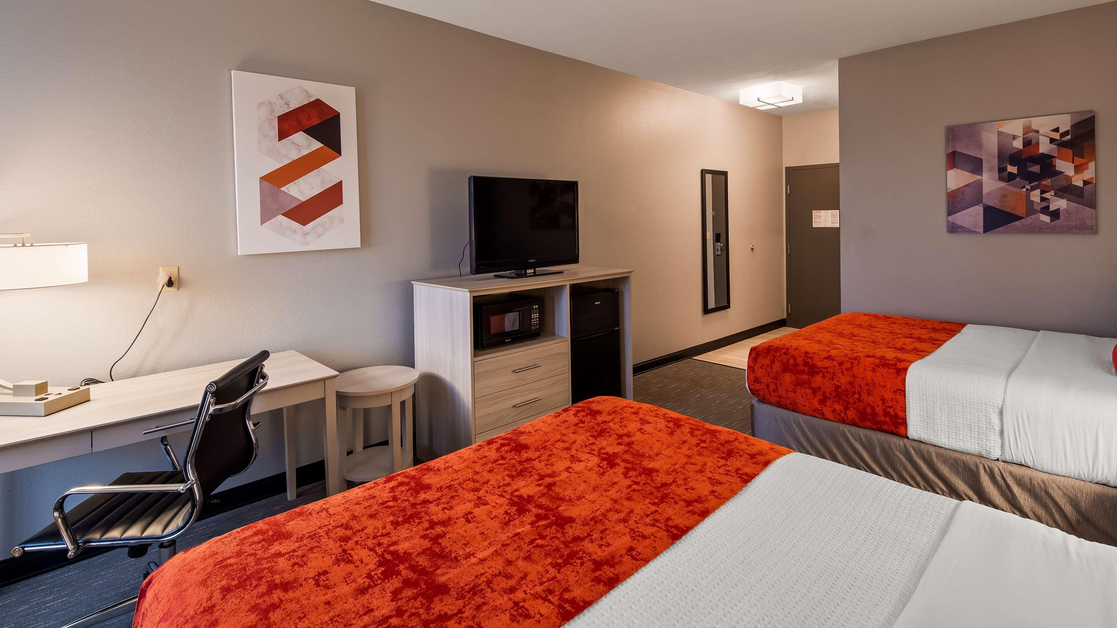 Best Western Plus New Cumberland Exterior foto
