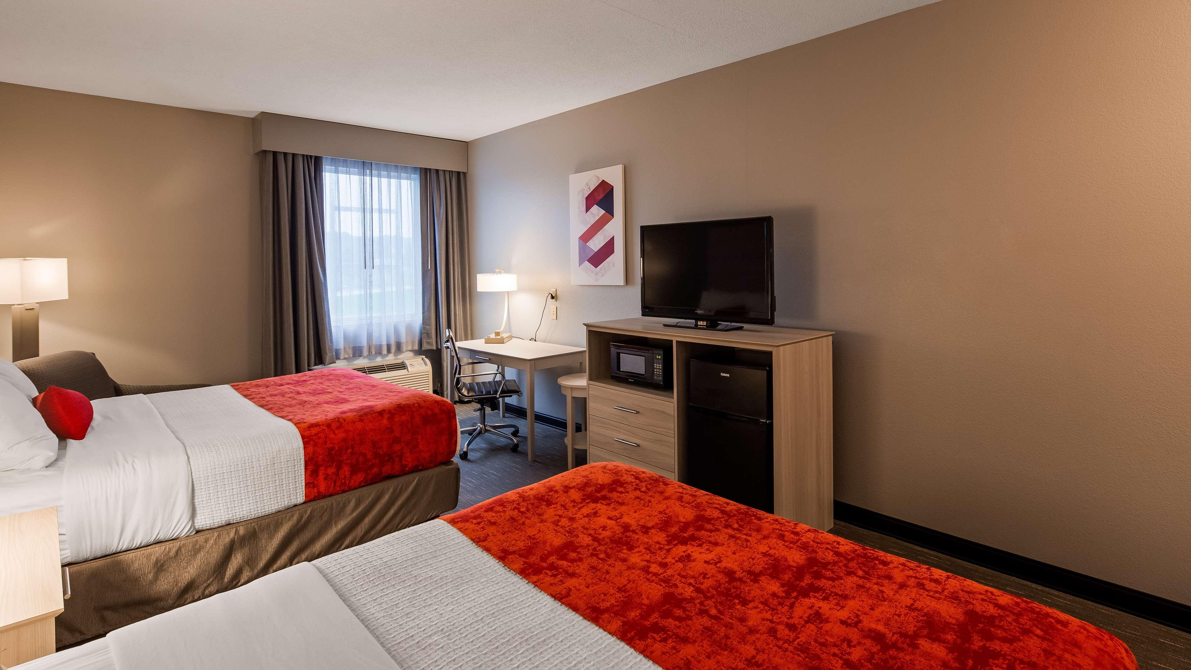 Best Western Plus New Cumberland Exterior foto