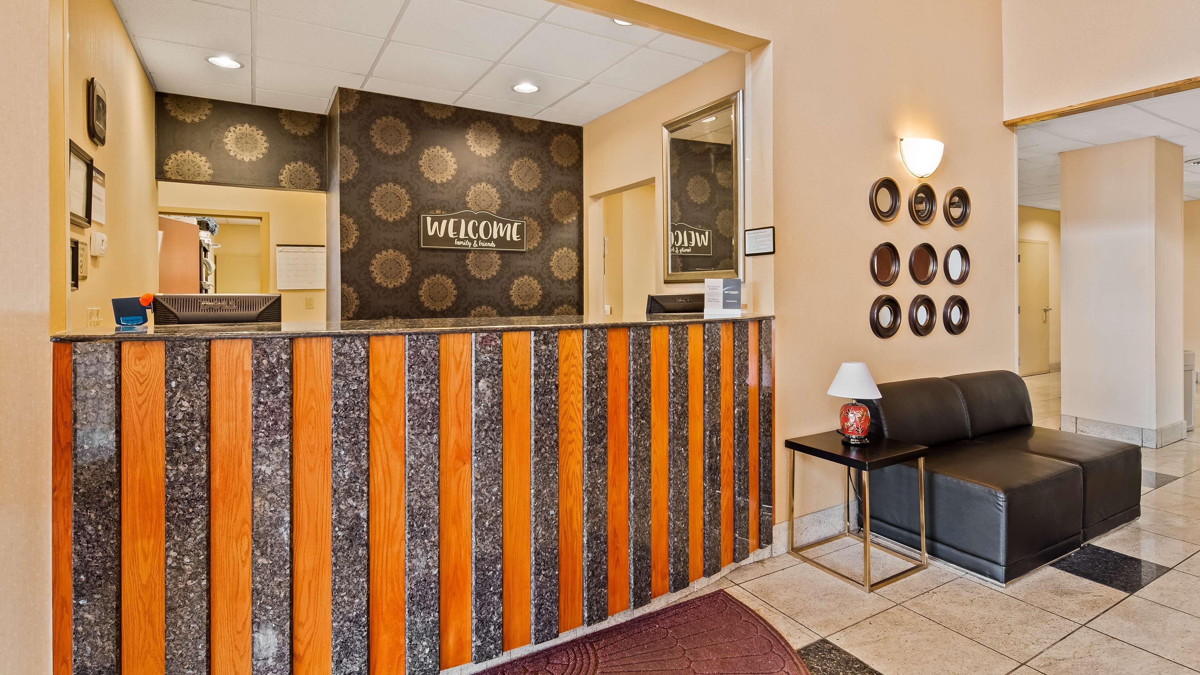 Best Western Plus New Cumberland Exterior foto
