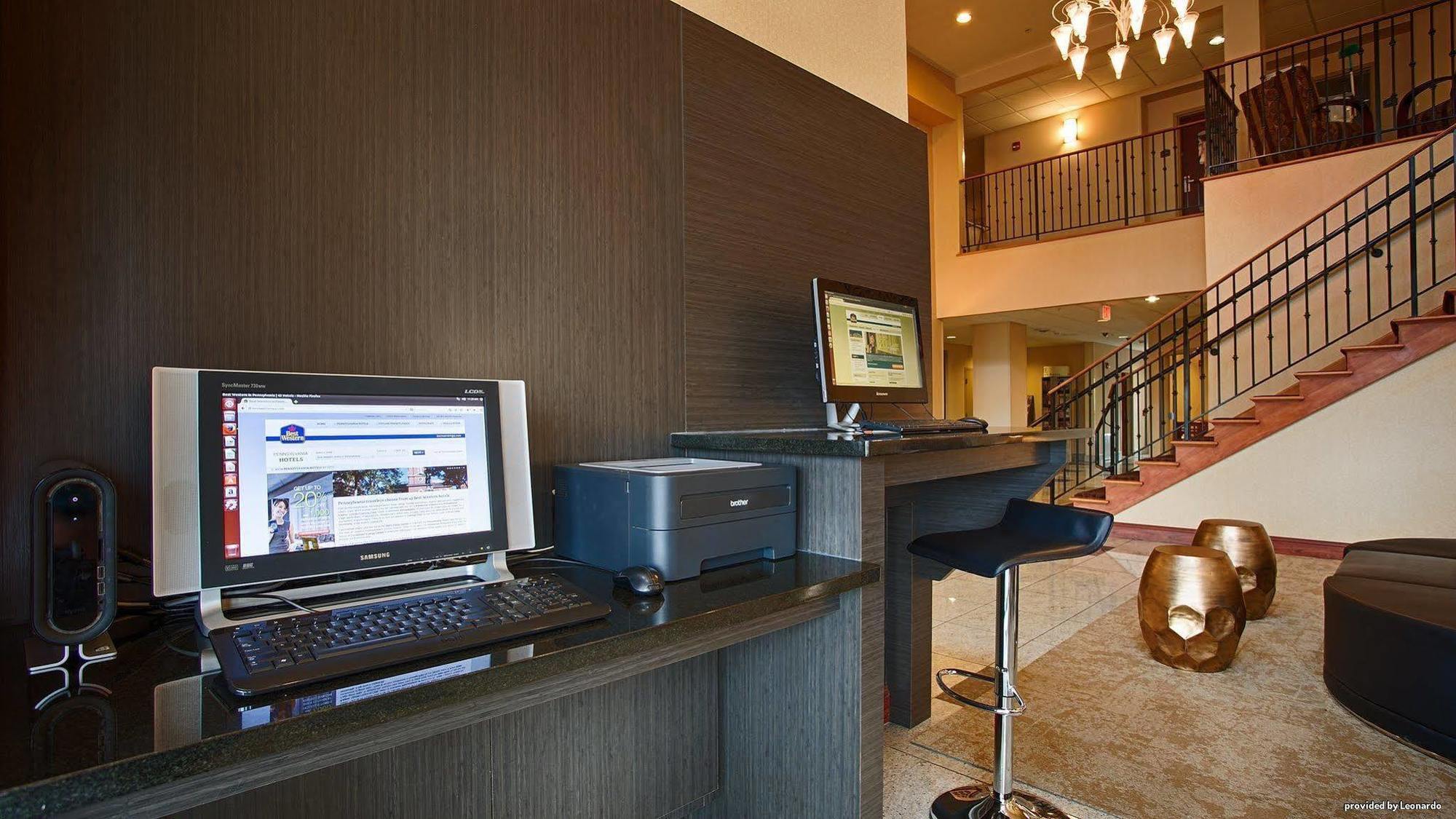 Best Western Plus New Cumberland Exterior foto