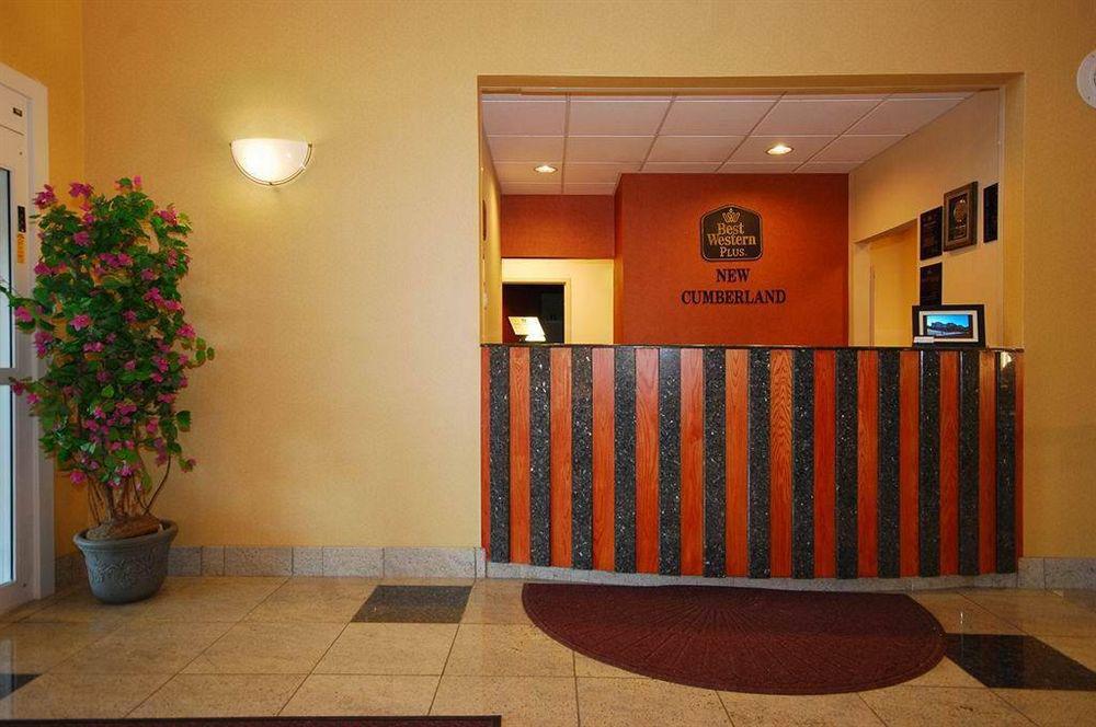 Best Western Plus New Cumberland Interior foto